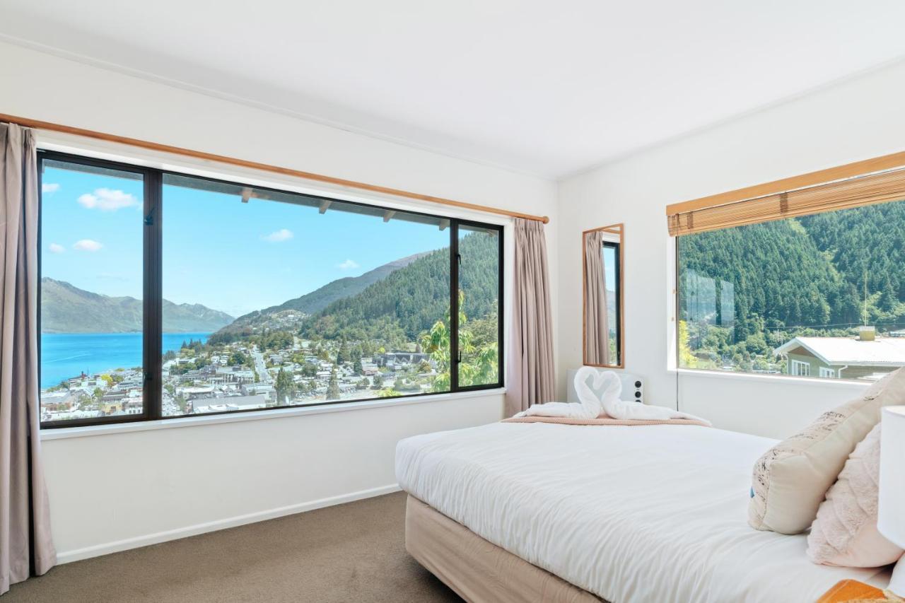 Town Centre Location With Stunning View - Unit 1 Lägenhet Queenstown Exteriör bild